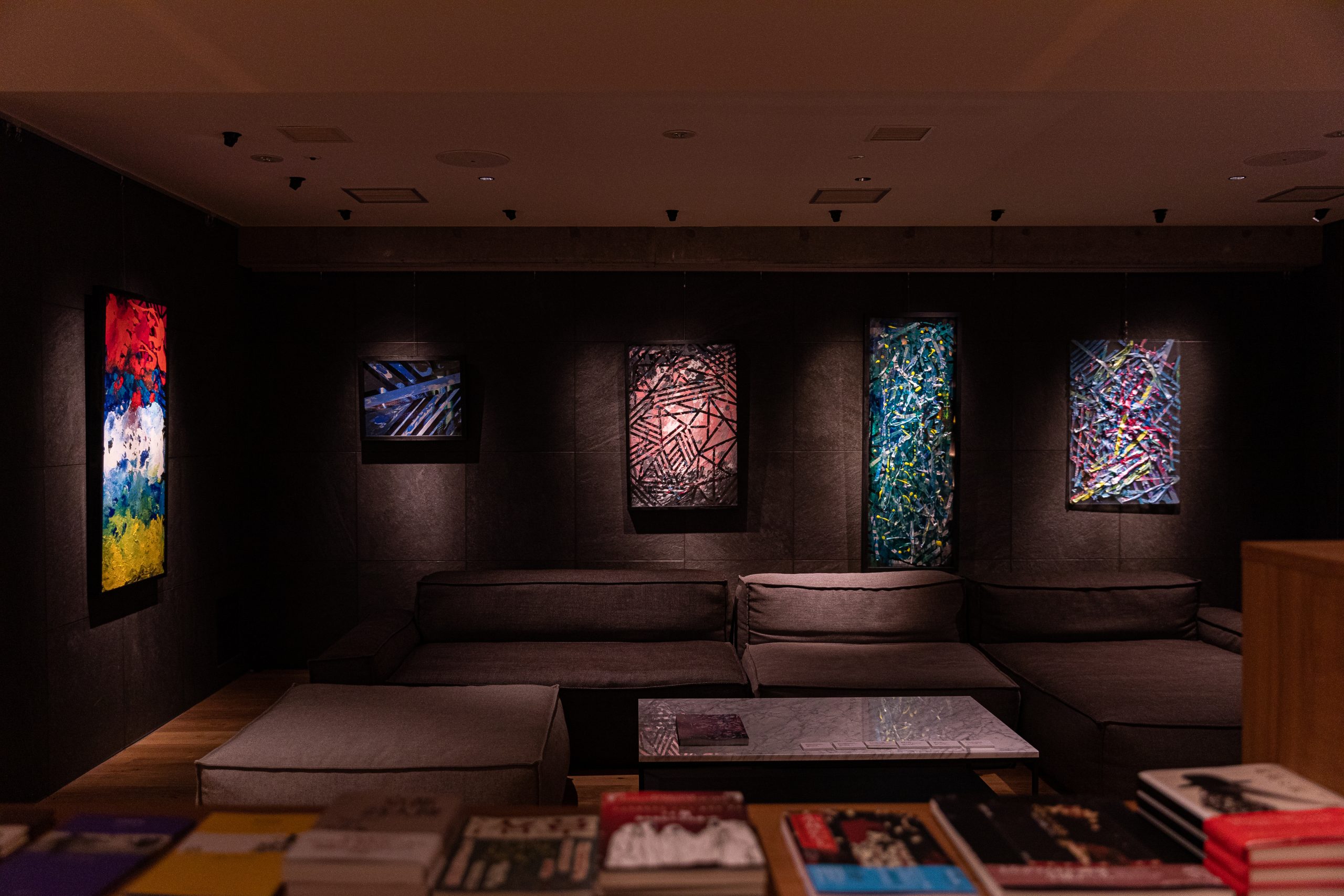 ARTitude artist Jinn Yagi exhibition.