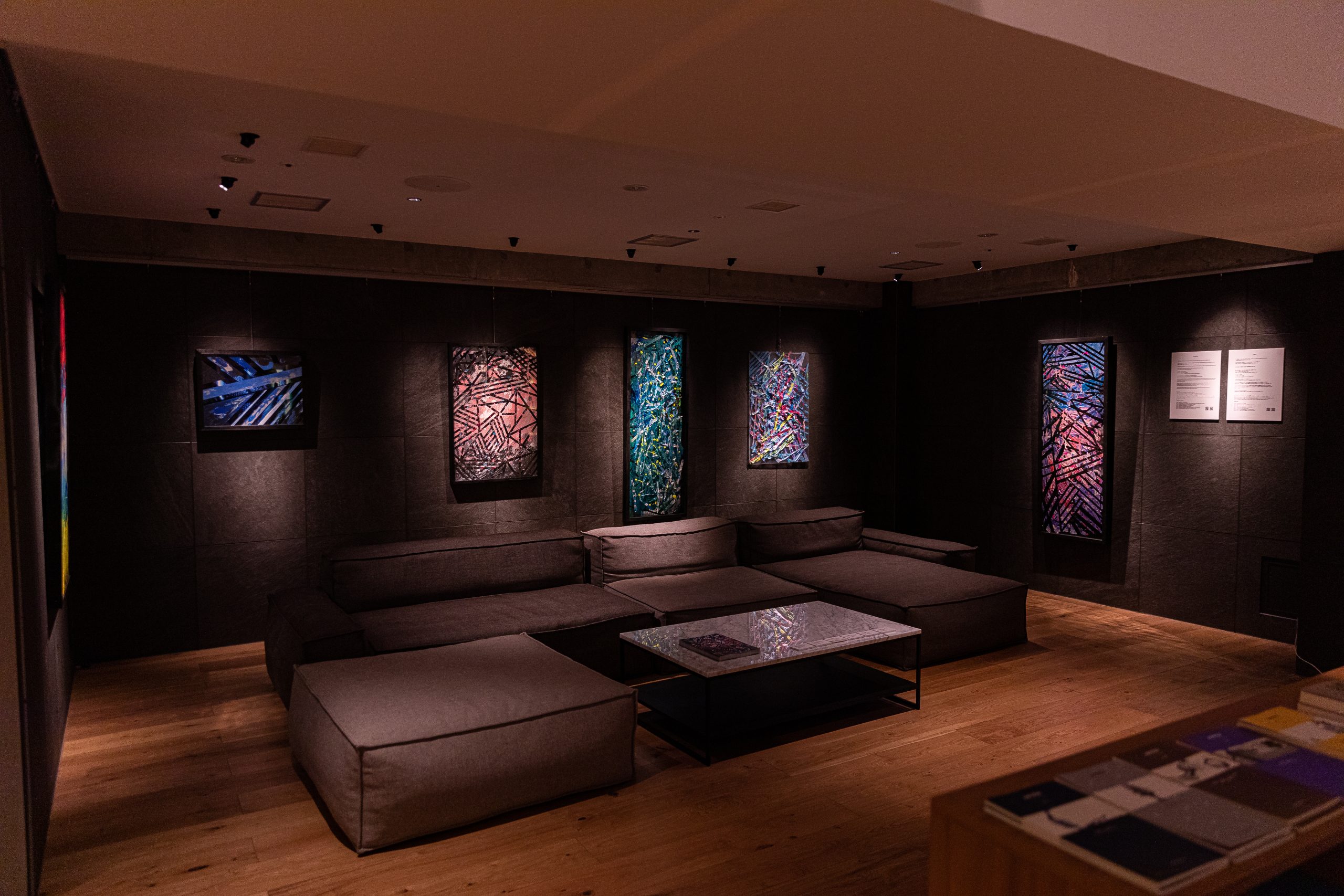 ARTitude artist Jinn Yagi exhibition.